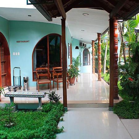 Hotel & Suites La Posada De Lobo Iquitos Zewnętrze zdjęcie