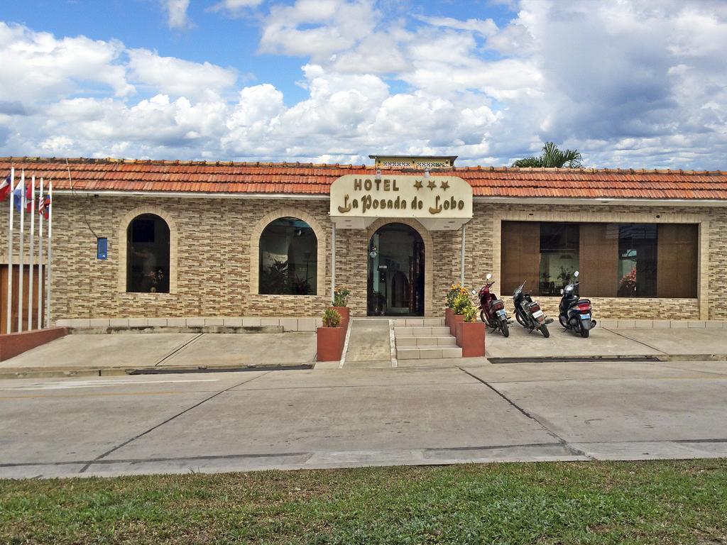 Hotel & Suites La Posada De Lobo Iquitos Zewnętrze zdjęcie