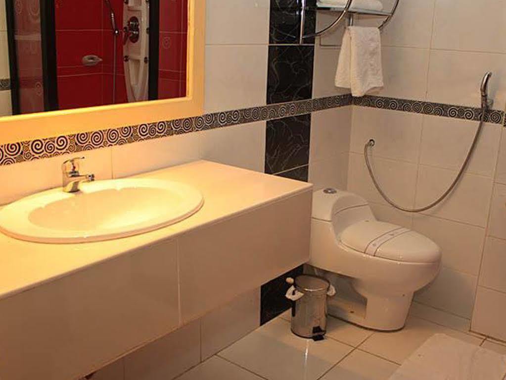 Hotel & Suites La Posada De Lobo Iquitos Zewnętrze zdjęcie